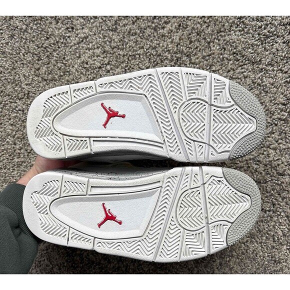 Nike Air Jordan 4 Retro White Oreo Size 4.5 Youth (Size 6 Women's) - Picture 5 of 9